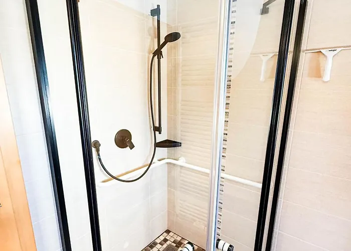 1210 Benglerwald * Bach (Tyrol)