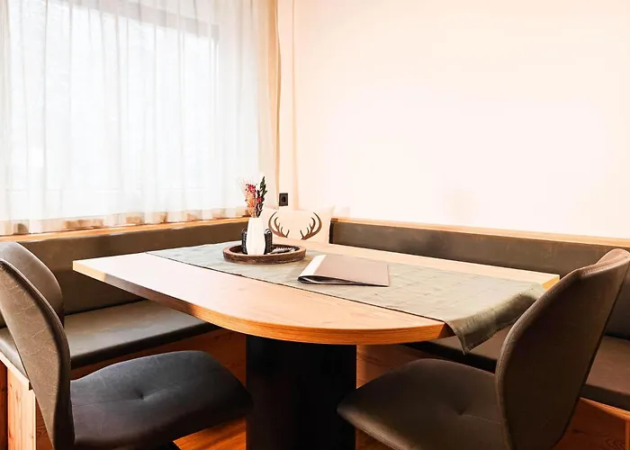 1210 Benglerwald Apartment *